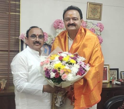 28624cf7-34b0-456c-975e-b869f026a094