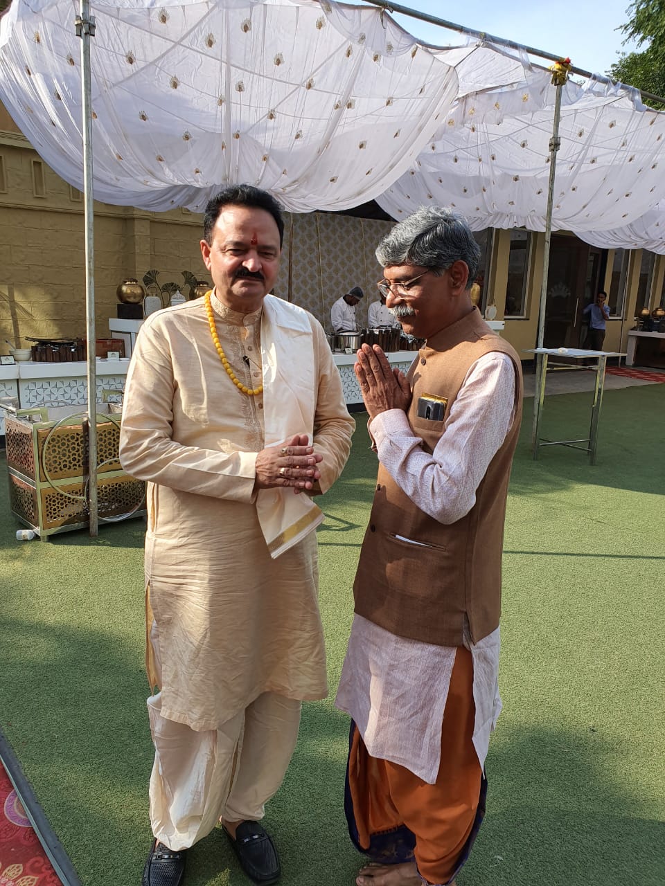 WhatsApp Image 2019-11-20 at 20-53-30 -1-