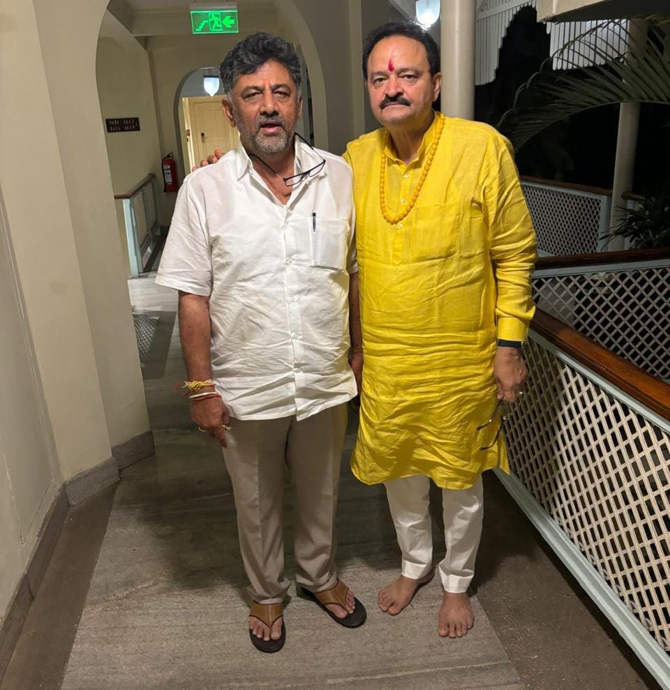 a4e2985c-3bf3-448f-bb1f-15d064ae4018