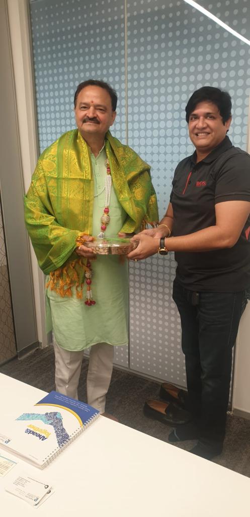 e18a6534-bb7b-481a-bf7c-cc1a752d0fae