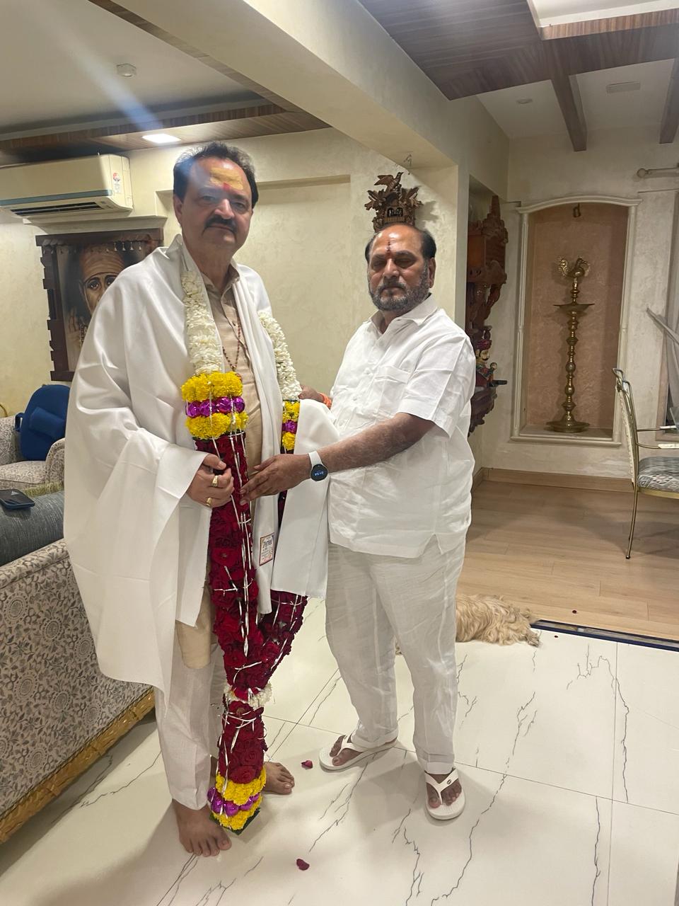 ef71818f-05e4-4829-8708-dfab6e38810c